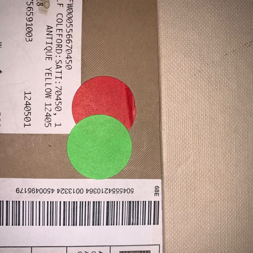 Authentic Burberry Yellow Sandal! - Picture 5 of 8